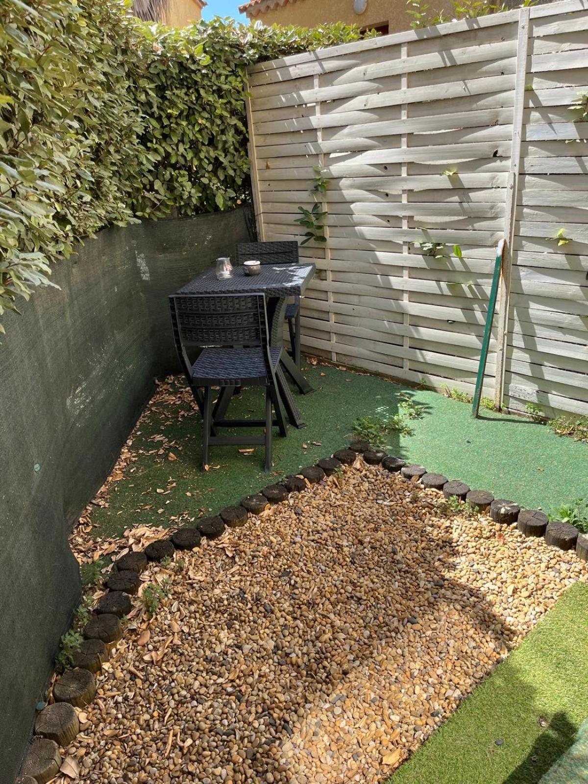 Vakantiehuis Maison T3 Avec Petit Jardin